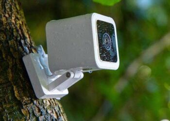 Wyze cameras suffer outage and security breach