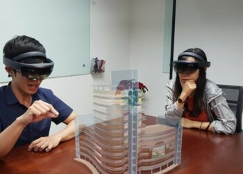 A Groom’s Mixed-Reality Blunder: How He Upset His Bride by Wearing Apple Vision Pro at Their Wedding