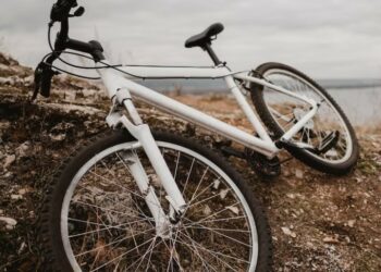 Revolutionizing the Ride The DT Swiss A1800 Wheelset Unveiled Revolutionizing the Ride: The DT Swiss A1800 Wheelset Unveiled