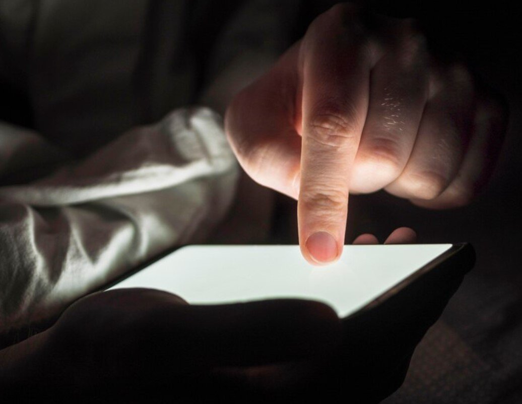 The Phantom Phenomenon: Unraveling the Mystery of ‘iPhone Finger’