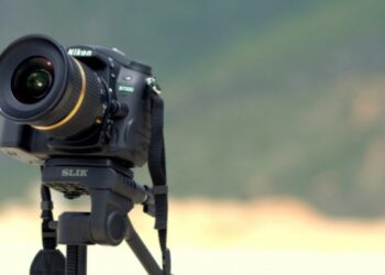 Wide-Angle Warfare: Sony and Canon’s Battle for Supremacy