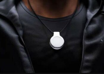 Harnessing AI’s Potential: The Limitless Summarize AI Pendant