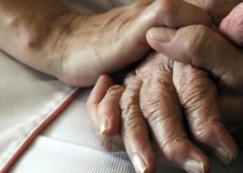 Dementia: Alzheimer’s Symptoms Can Be Reversed Through Lifestyle Changes