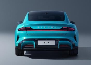 Xiaomi Showcases SU7 Electric Car in India: A New Era of EVs?