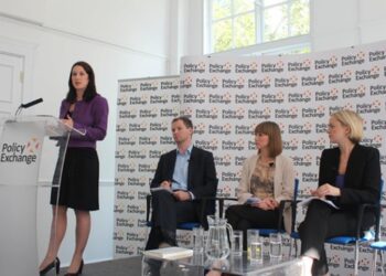 uk finance minister rachel reeves accusations against previous government