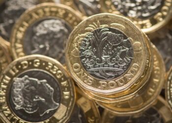 The Pounds Surge A Boon for Holidaymakers The Pound’s Surge: A Boon for Holidaymakers and Economic Implications