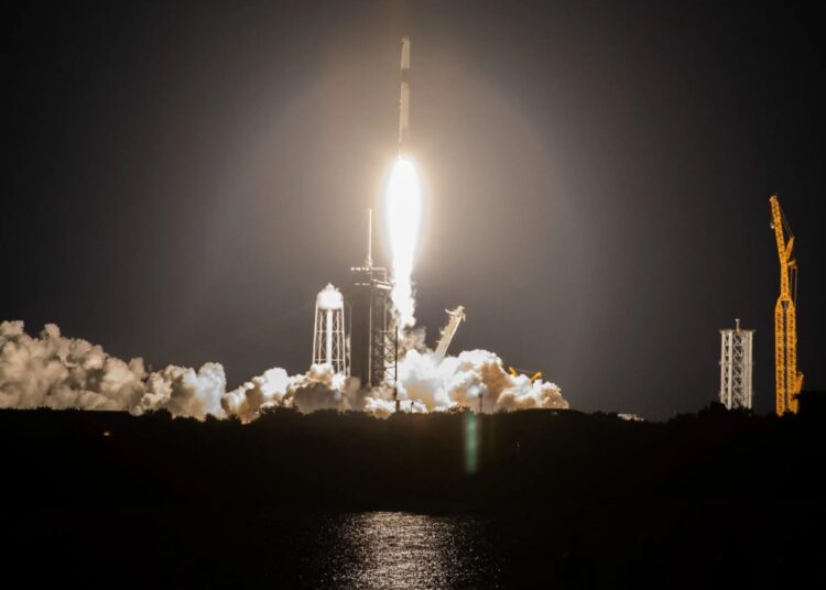 SpaceX Dragon spacecraft launch Kennedy Space Center