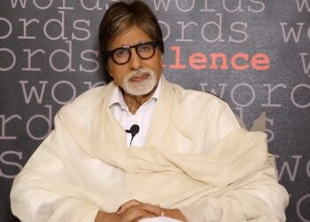 amitabh bachchan instagram video orange jacket