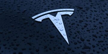 NHTSA investigates Tesla Full Self-Driving